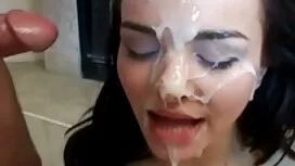 آلیس مارس جوان گربه  ...