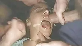 الکسیس گریس ، بلوند  ...