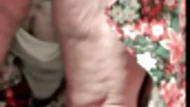شلخته های جوان جلوی  ...