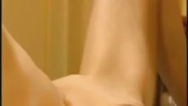 دختران مسن تر با لبه ...