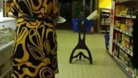این مرد در حمام یک ب ...